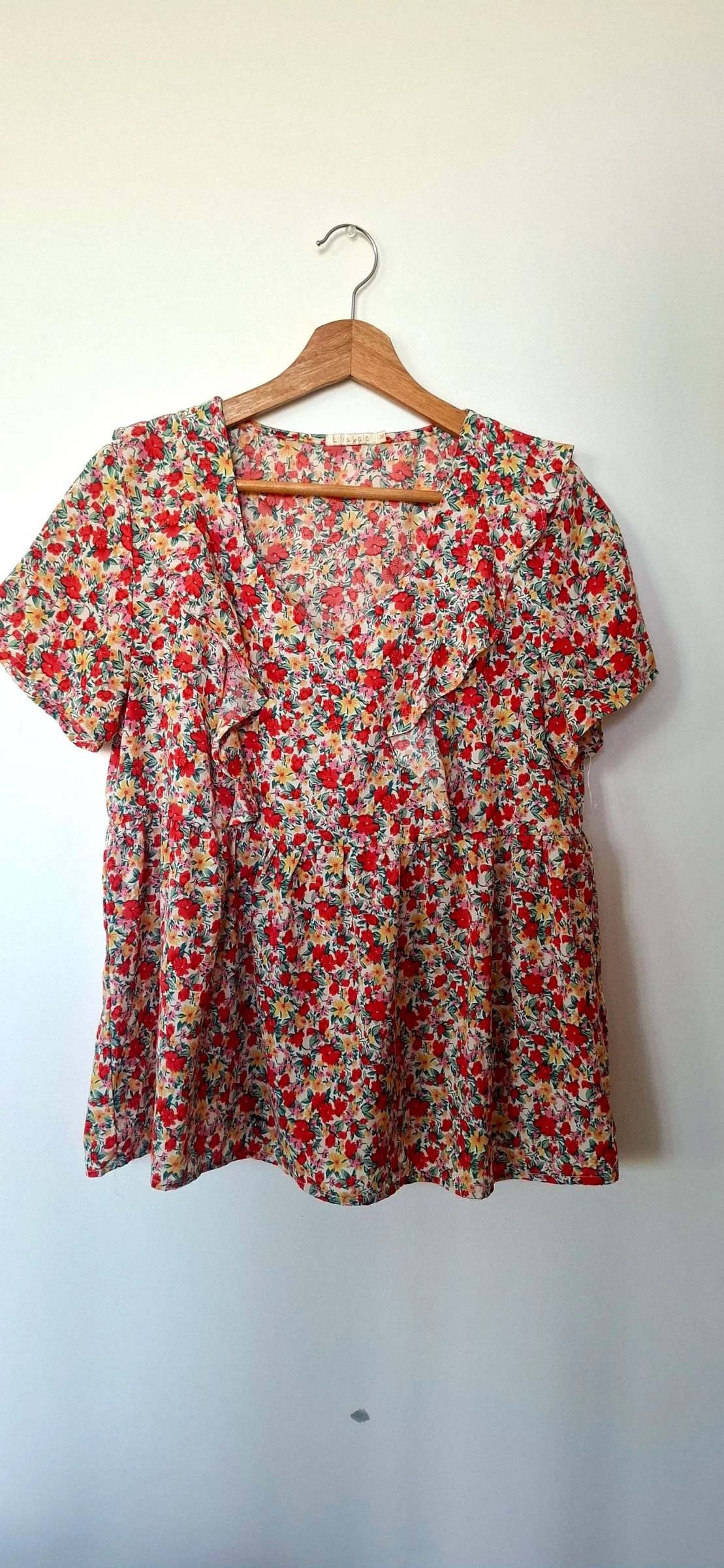 Blusa floral colorida – Lili LaLa – tamanho M – estado quase novo – photo 6